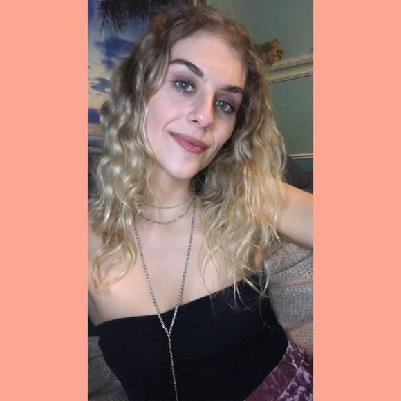 alexdivi19